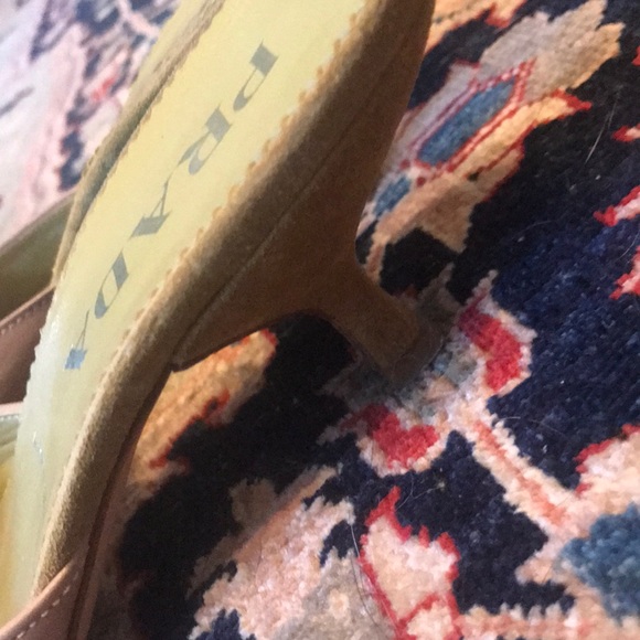 Vintage Prada - Picture 3 of 3